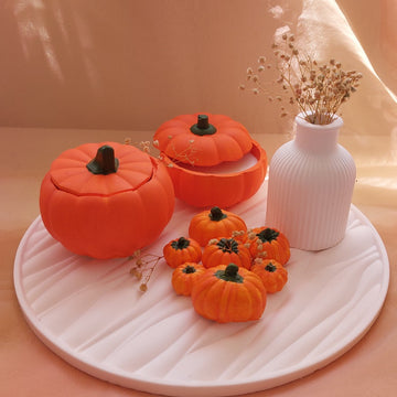 Kokulu Balkabağı Dekoratif Mum Seti – Tepsil Dahil, Doğal Soya Wax